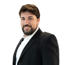 A股午评 | 沪指半日涨0.12% 芯片赛道崛起 医疗器械概念走强